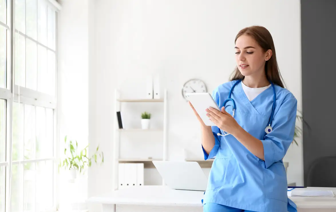 Nurse using Tablet